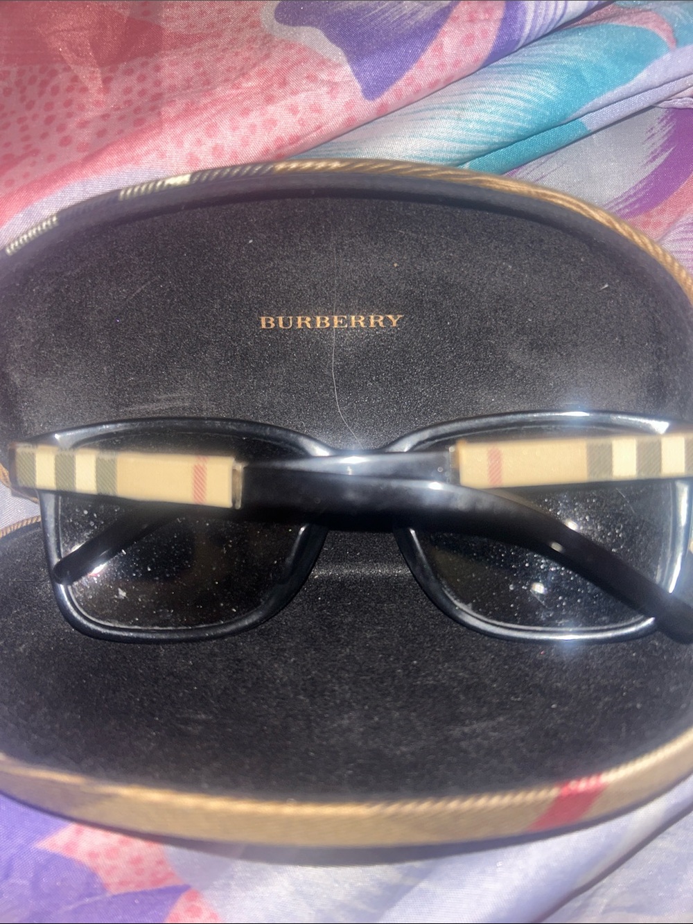 Burberry Black Sunglasses with Beige Signature Check Temples